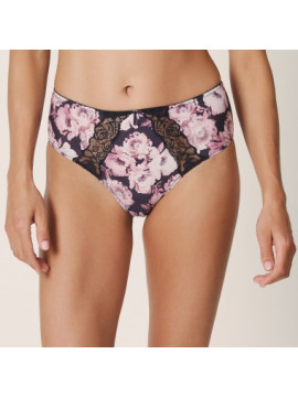 Marie Jo Axelle Full Brief